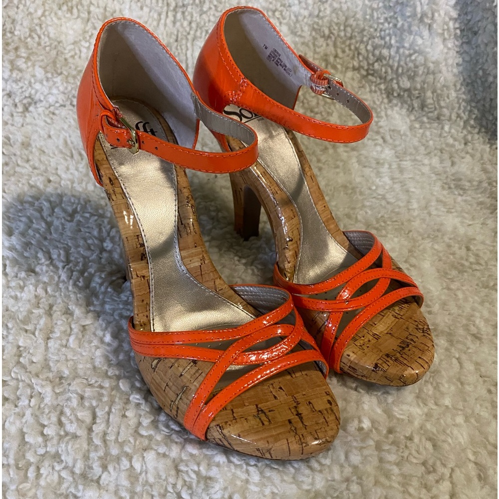 Sofft Patent Leather / Cork Platform Sandals Sz 7